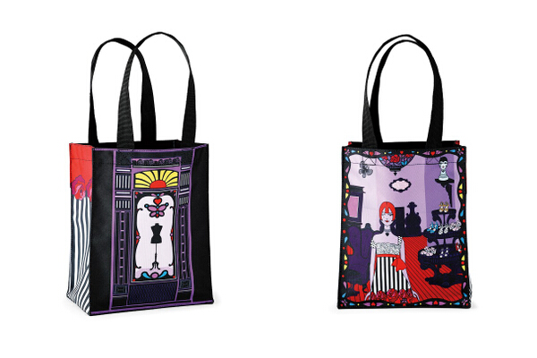 For the practical and chic, the all new Starbucks Tote bag highlights Anna Sui’s glamorously playful signature style.
